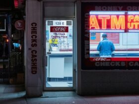 institutional investment in unh